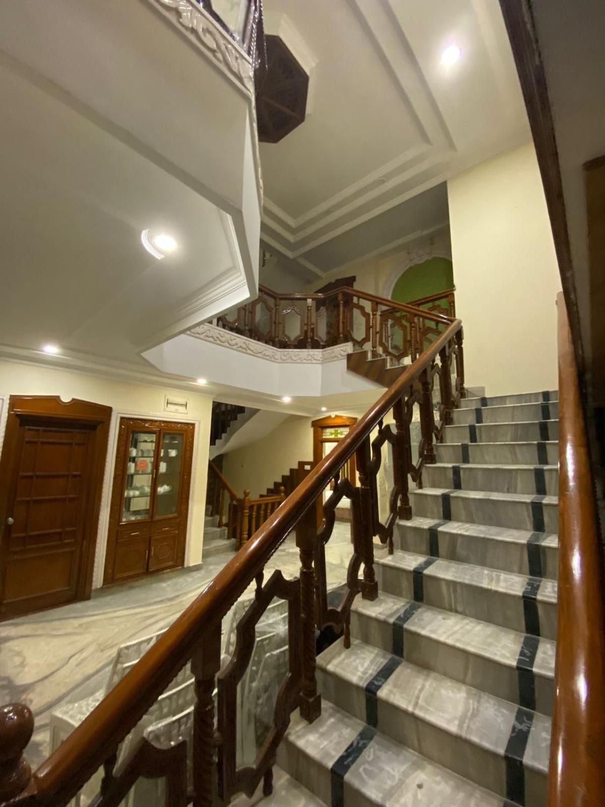 Hotel Kp Suites Metro Hyderabad Exterior photo