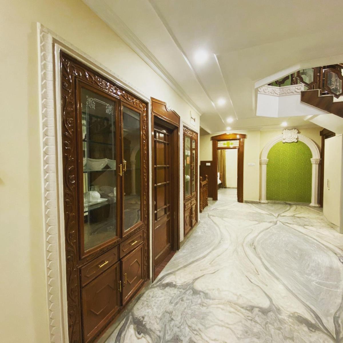 Hotel Kp Suites Metro Hyderabad Exterior photo