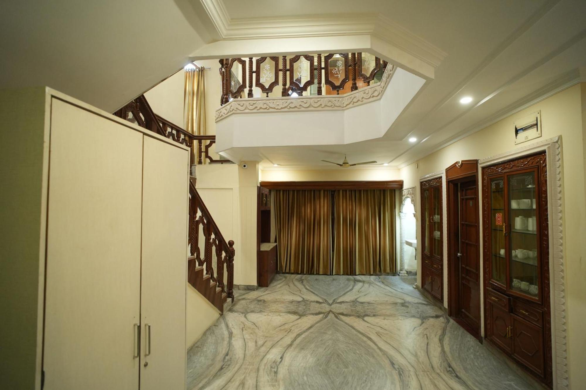 Hotel Kp Suites Metro Hyderabad Exterior photo